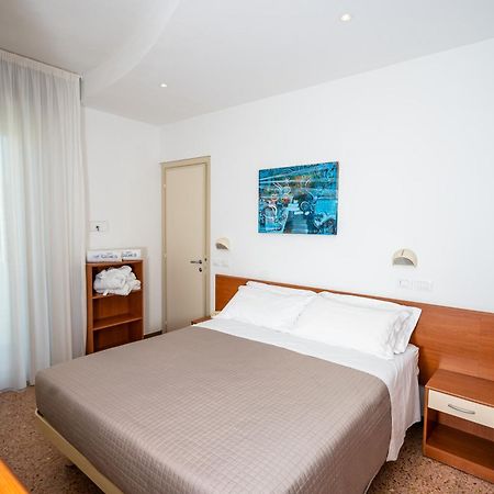 Hotel Globus Bellaria-Igea Marina Zewnętrze zdjęcie
