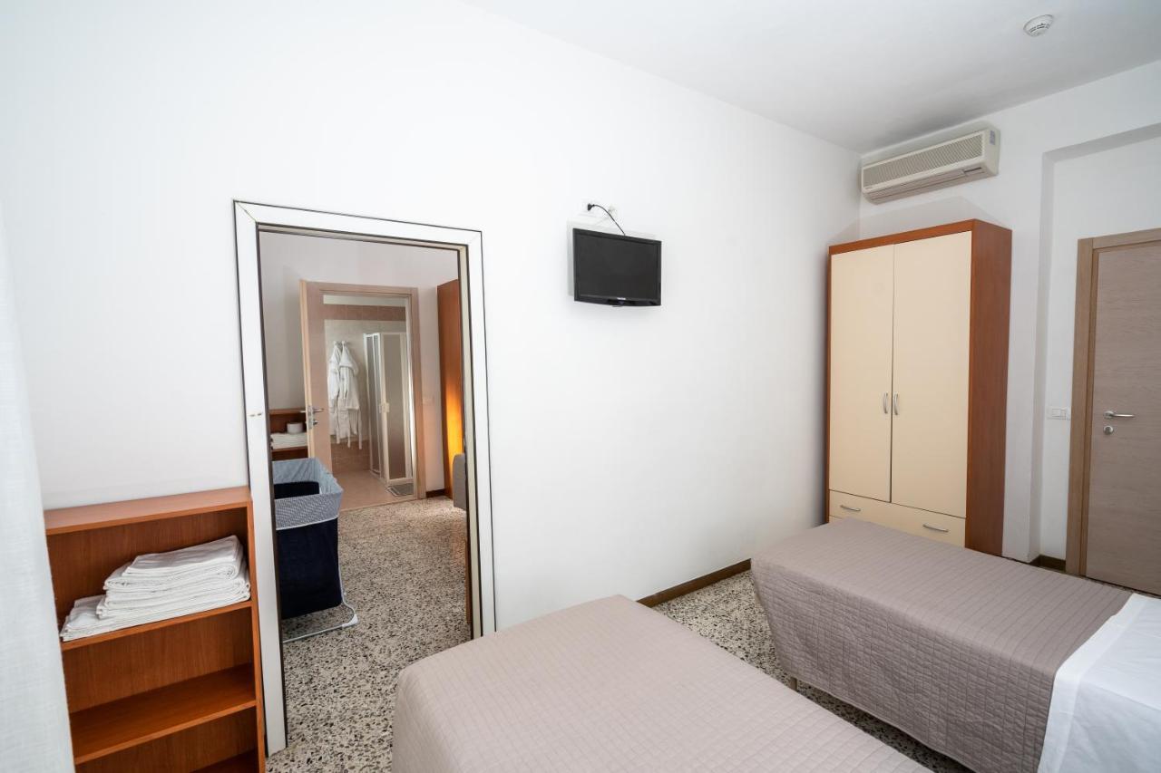 Hotel Globus Bellaria-Igea Marina Zewnętrze zdjęcie